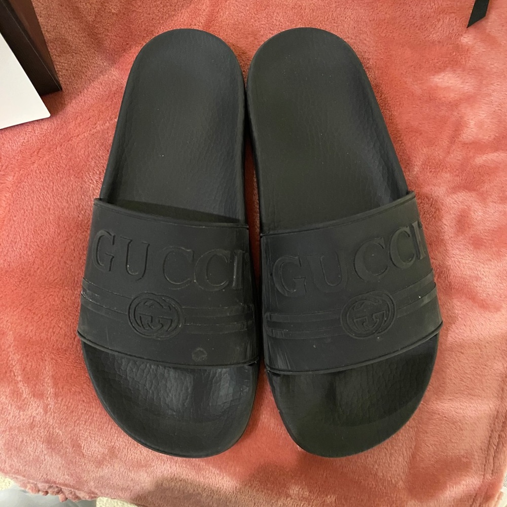 Authentic Women’s Gucci Slides